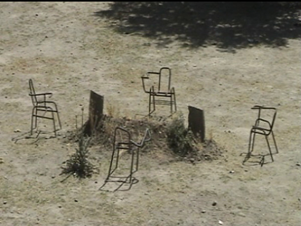 Rahraw Omarzad/CCAA
<br>Still from <em>Circle</em>, 2004-2005
<br>Video